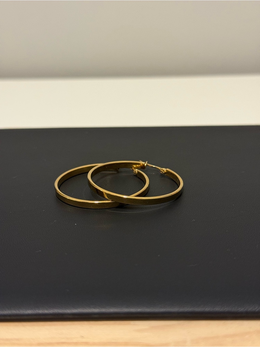 Classic Gold Hoop Earrings - Timeless Women's Jewelry